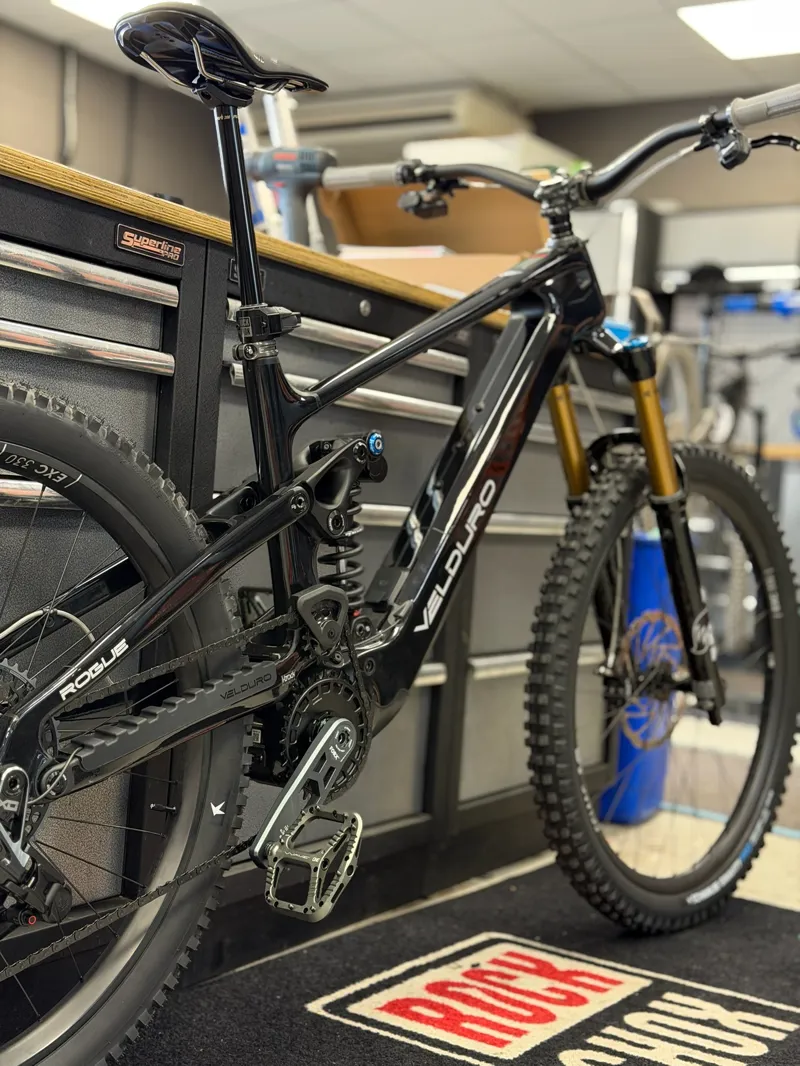 Big Power, Big Travel, Avinox M2s Bruiser