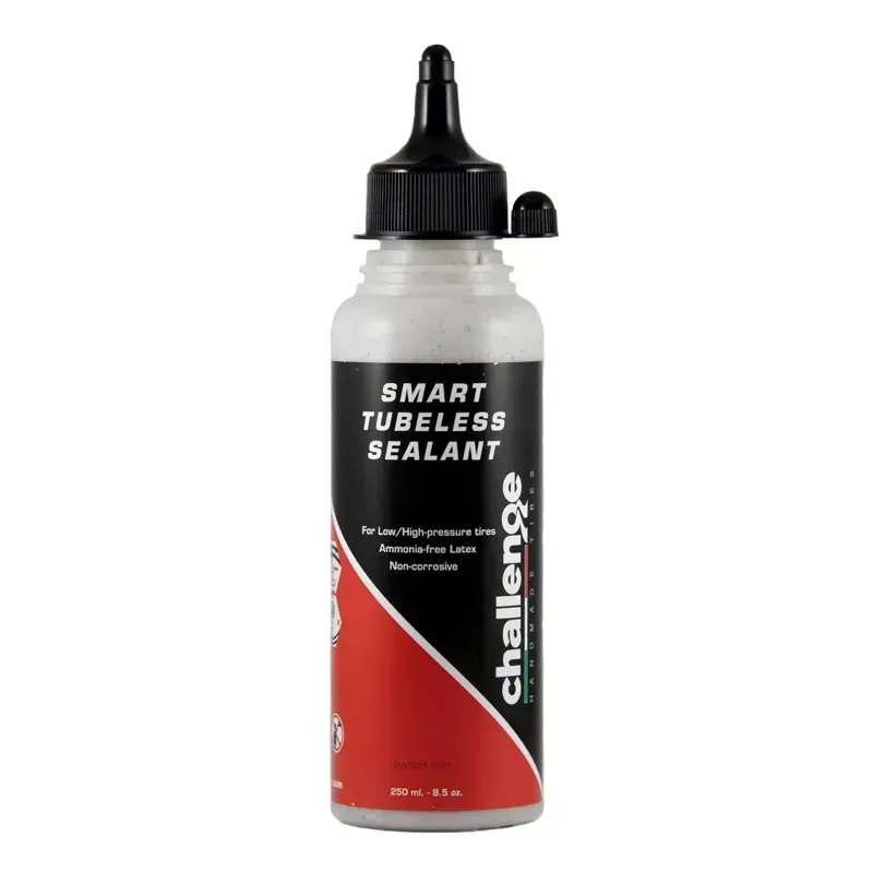Challenge 250ml Smart Sealant w/ Applicator Cap in White