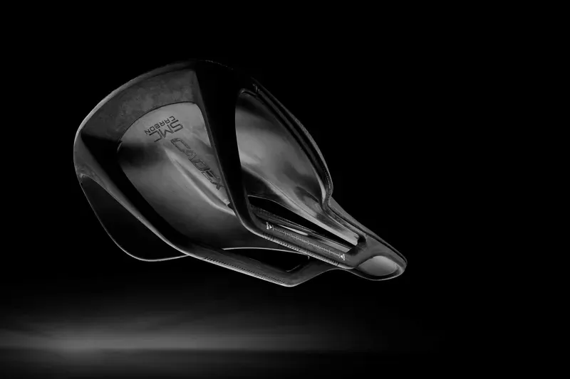 Cadex Amp 3D Saddle in Black-2