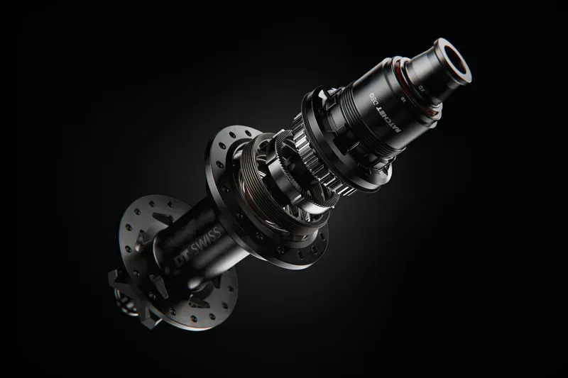 DT Swiss Ratchet DEG 60 Tooth Hybrid DEG DF Upgrade Kit w/Tool in Silver-1