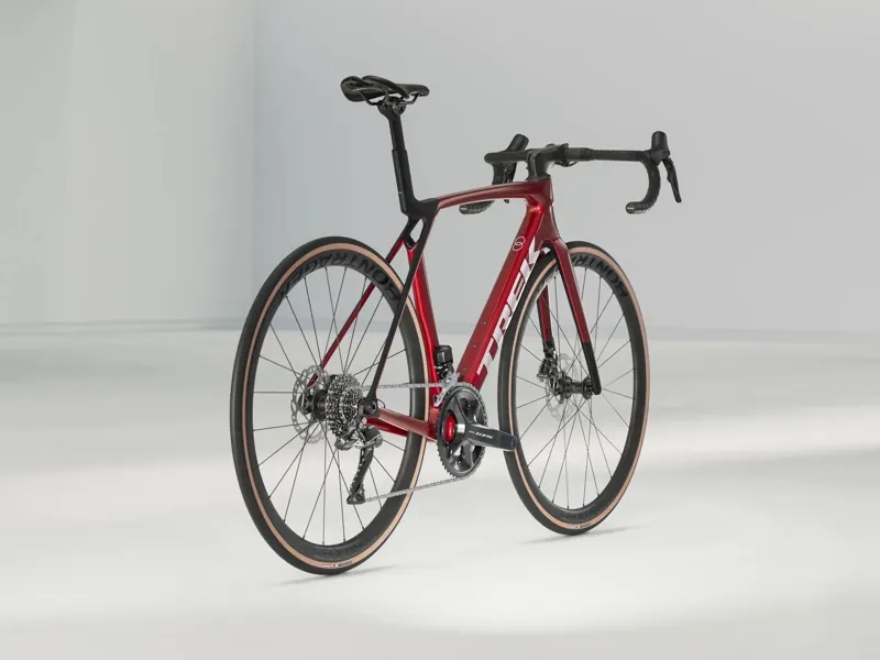 2025 Trek Madone SL 6 Gen 8 - Crimson-1