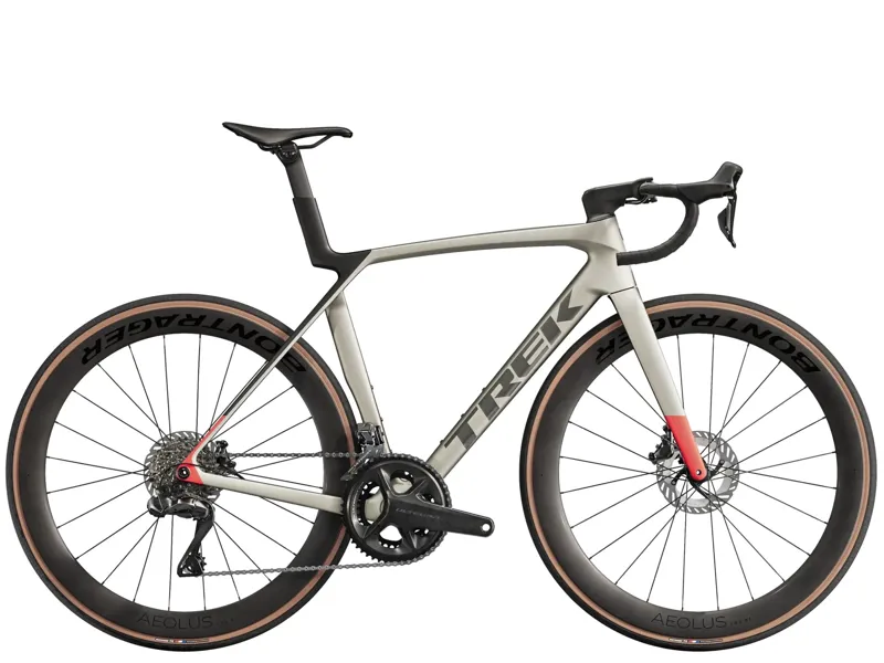 2025 Trek Madone SL 7 Gen 8 - Lunar Silver