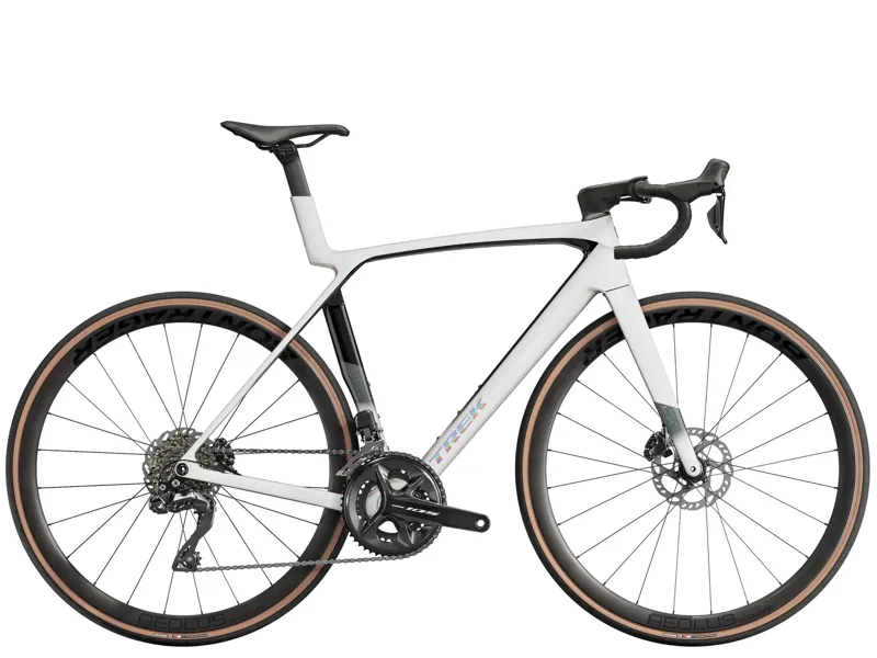 2025 Trek Madone SL 6 Gen 8 - White Prismatic