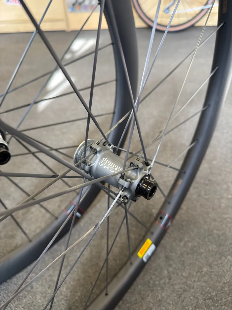 Reserve 42/49 SL Turbulent Aero - Tune Hubs - XDR/HG11 - CL-4