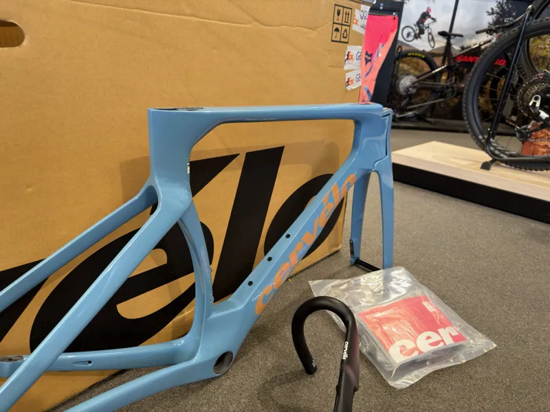 Cervelo S5 Frameset Lupine Inc Bar/Stem-3