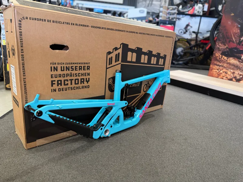 Santa Cruz Nomad 7 CC MX Frame Coil - Aqua-3
