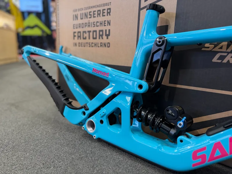 Santa Cruz Nomad 7 CC MX Frame Coil - Aqua-4