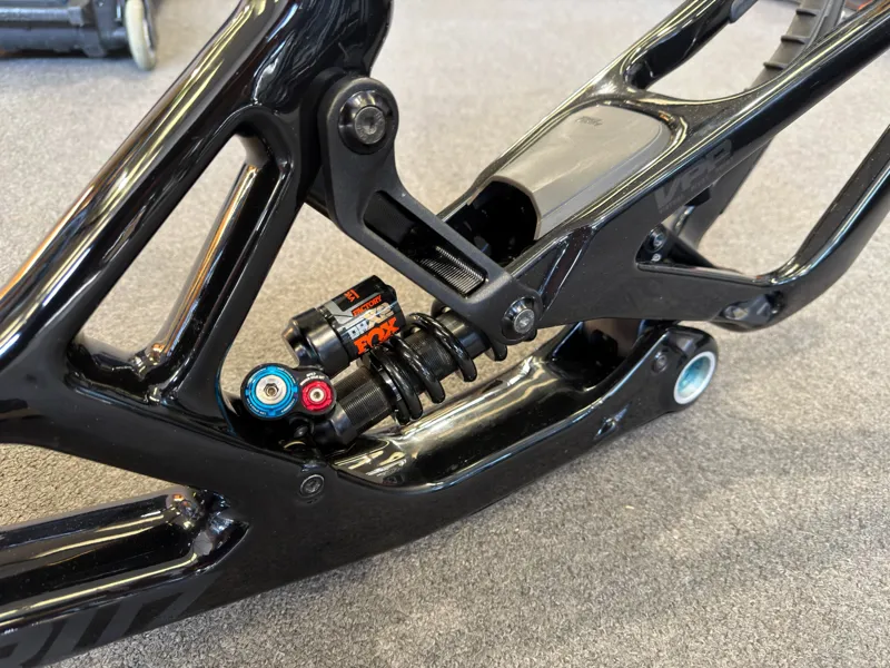 Lightly Used Santa Cruz V10 CC Black - Medium Frame - DHX2 Factory Shock-12