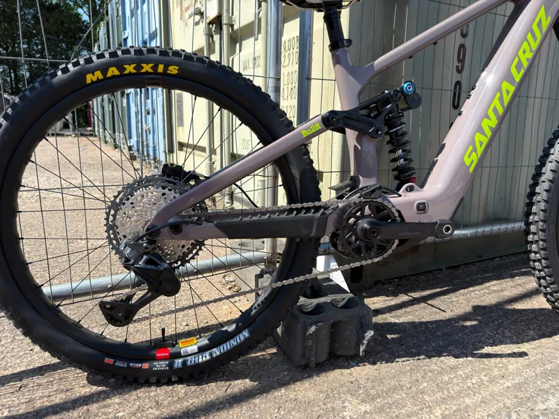 Santa Cruz Bullit CC Di2 RSV 2027 - Purple-5