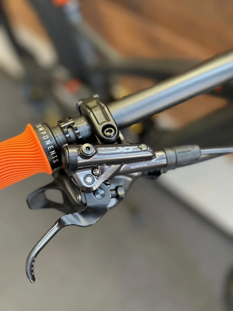 Approved Used Orange Stage Evo Size L-5