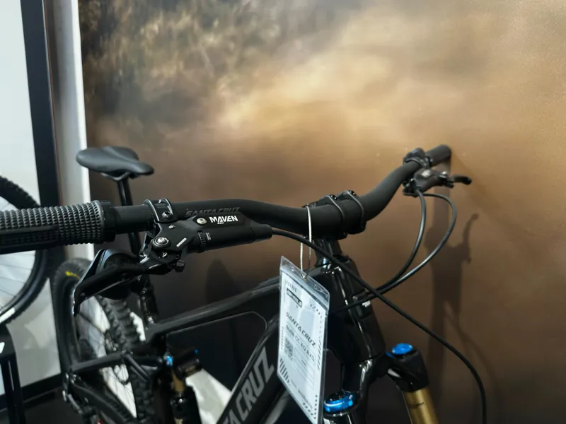 Santa Cruz MY26 Bullit CC X0 AXS RSV Gloss Black-9