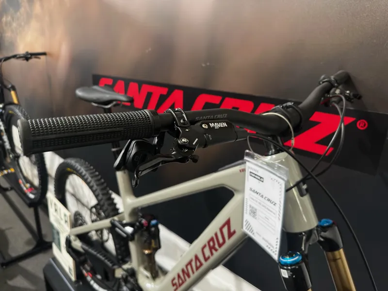 Santa Cruz Vala CC X0 AXS RSV Glossy Grey - Free Bosch Powermore With This Bike!-3