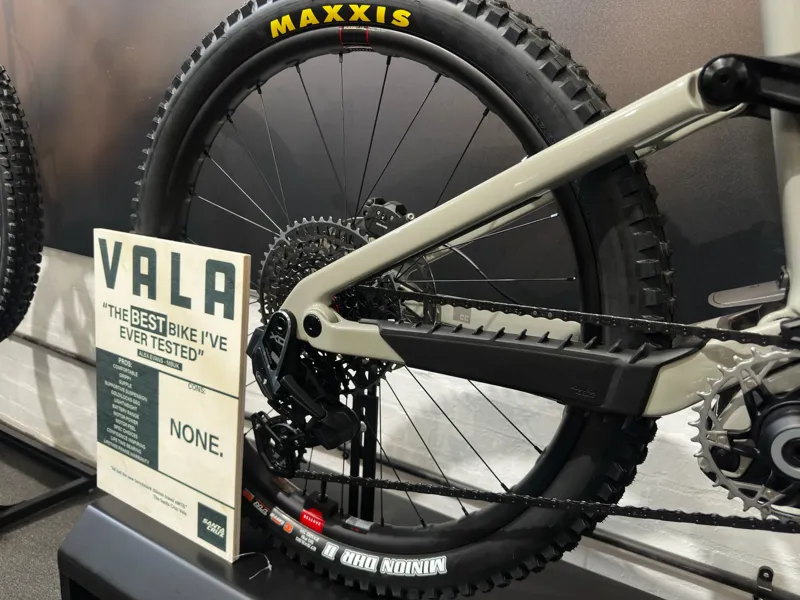 Santa Cruz Vala CC X0 AXS RSV Glossy Grey - Free Bosch Powermore With This Bike!-5