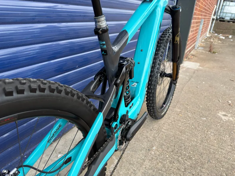 Yeti 2026 LTE T3 Turquoise Large Custom MX - Lightly Used-5