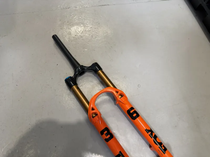 Fox 2027 Factory 36 Grip X2 Tapered 160mm - Orange-3