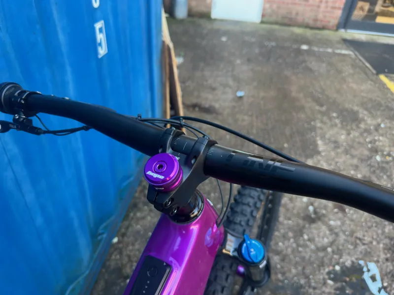 Santa Cruz Heckler SL Custom Purple Large - Very Little Use-8