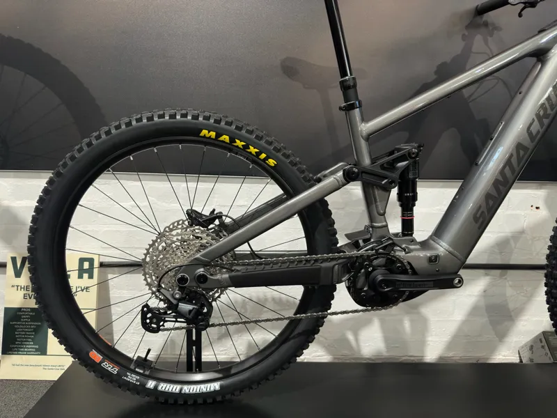 Santa Cruz 2026 Vala AL Deore - Gloss Grey-3