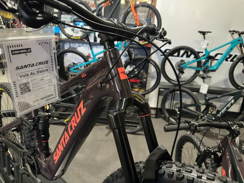 Santa Cruz 2026 Vala AL Deore - Stormbringer Purple-2