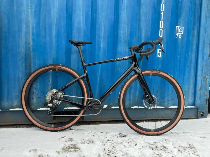 Cervelo 2026 Aspero Apex XPLR AXS Black/Gold-1