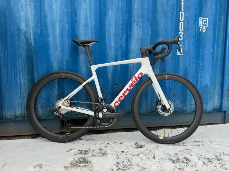 Cervelo 2026 Caledonia 5 Ultegra Di2 Vanilla/Cherry-1