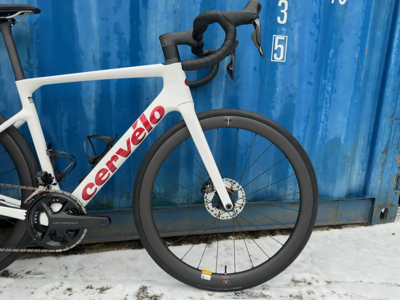 Cervelo 2026 Caledonia 5 Ultegra Di2 Vanilla/Cherry-4