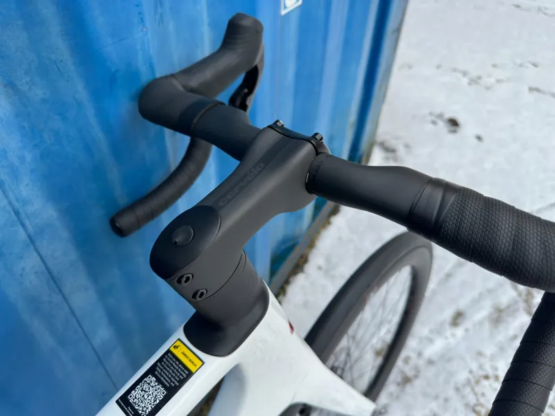 Cervelo 2026 Caledonia 5 Force AXS - Vanilla/ Cherry-8