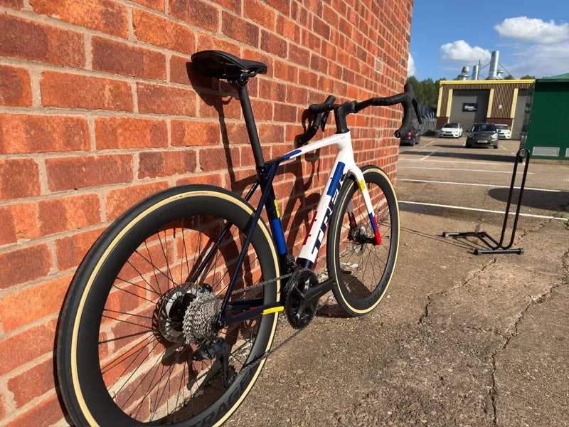 Trek Domane SLR 7 Road Bike in Navy Smoke/Trek White-5