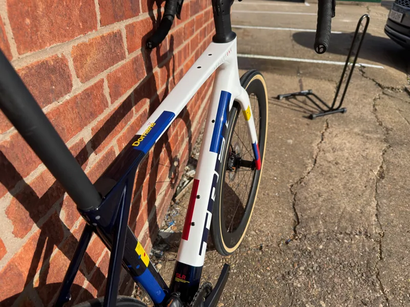 Trek Domane SLR 7 Road Bike in Navy Smoke/Trek White-4