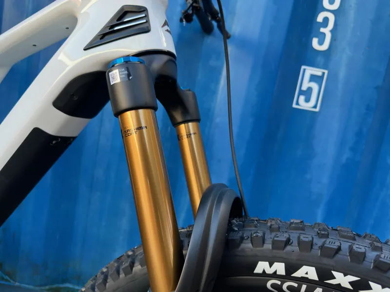 Merida 2025 eOne-Sixty 10K - White/Bronze -4