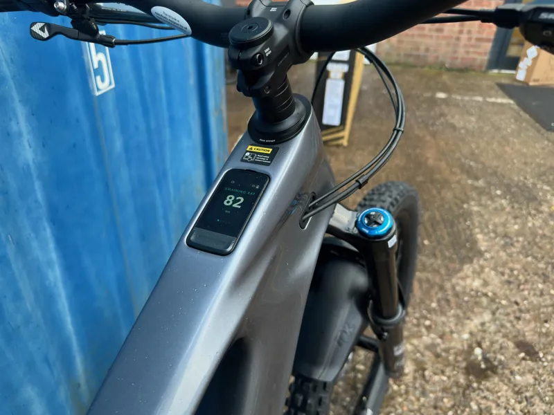 Giant Reign 2026 Advanced E+ 1 - Mercury/Carbon Smoke-6