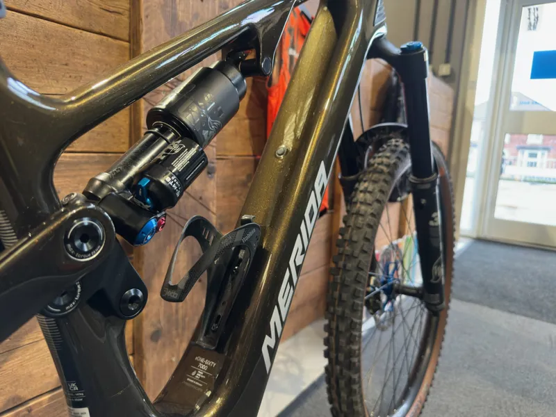 Merida eOne Sixty 7000 Mid - Guarded Gold - Part Exchange-4