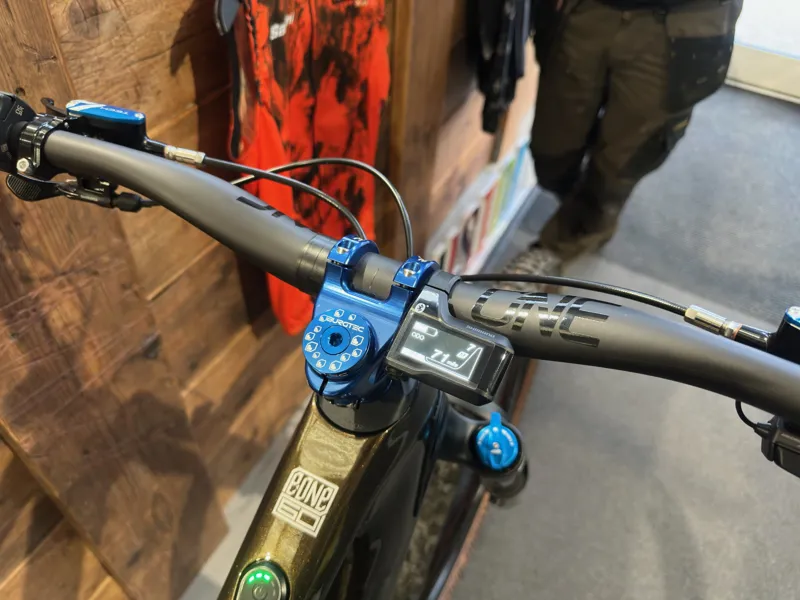 Merida eOne Sixty 7000 Mid - Guarded Gold - Part Exchange-7