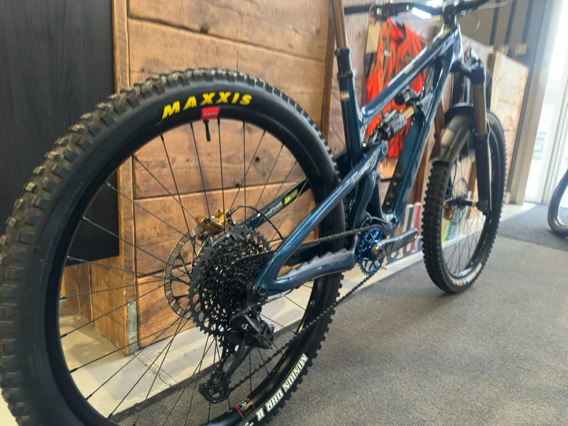 Yeti SB160 Cobalt Blue - Lightly Used/Part Exchange-1