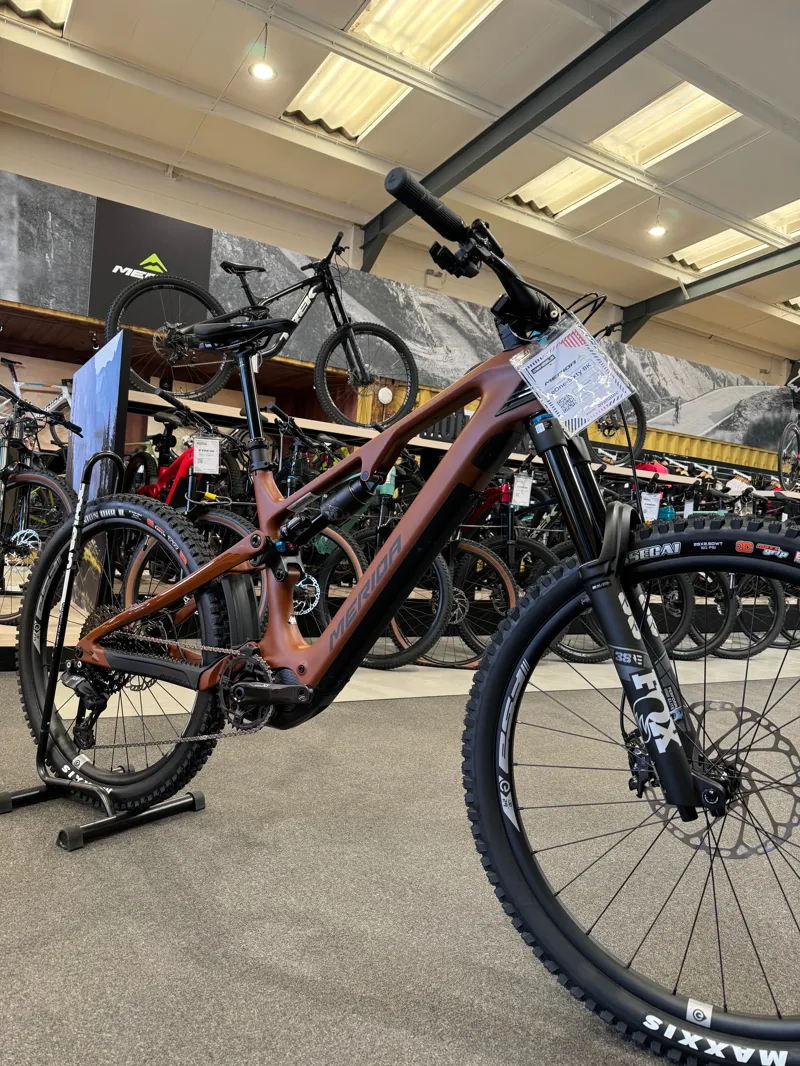 Merida eOne-Sixty 8000 Silk Brown/Black MY25-2