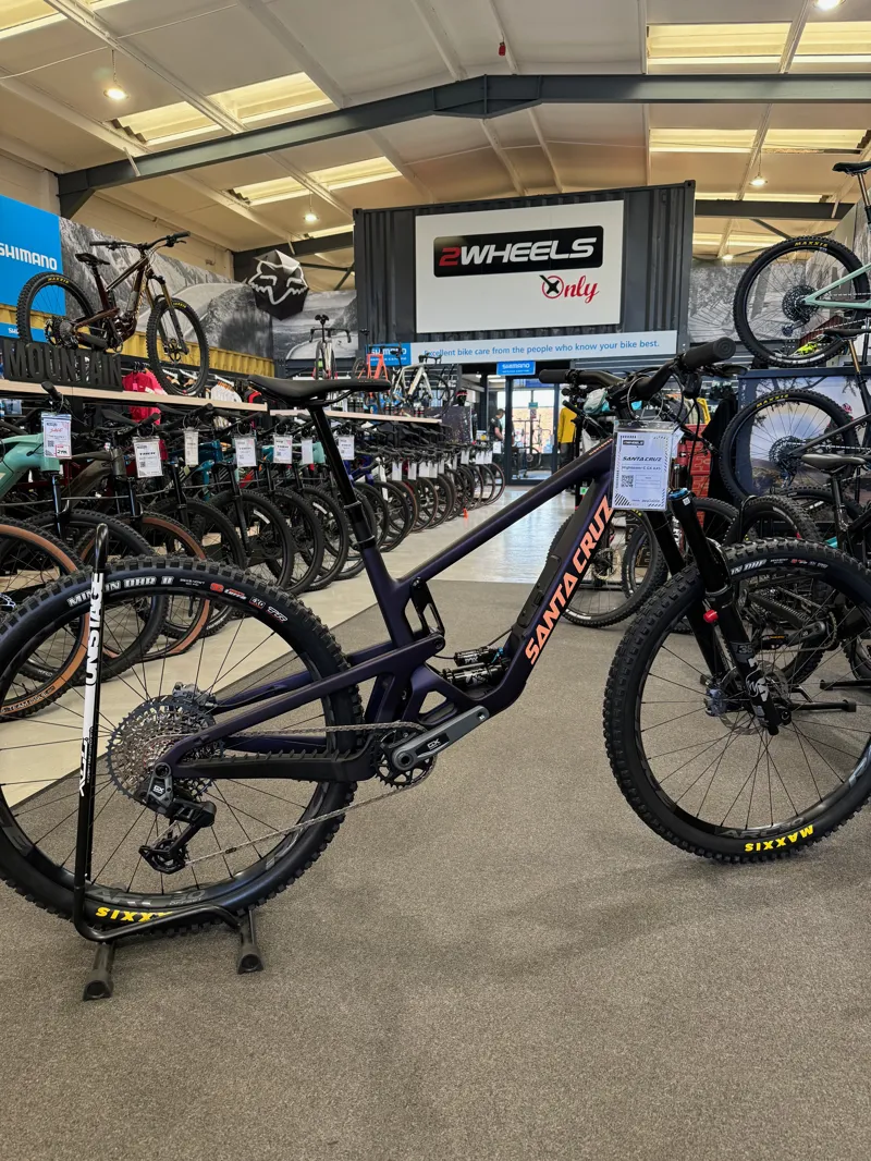 Santa Cruz Hightower MY25 C GX AXS Purple Peach-1