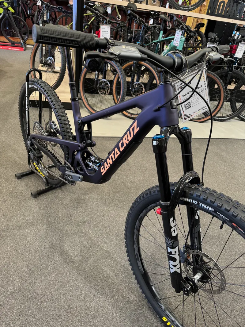 Santa Cruz Hightower MY25 C GX AXS Purple Peach-2