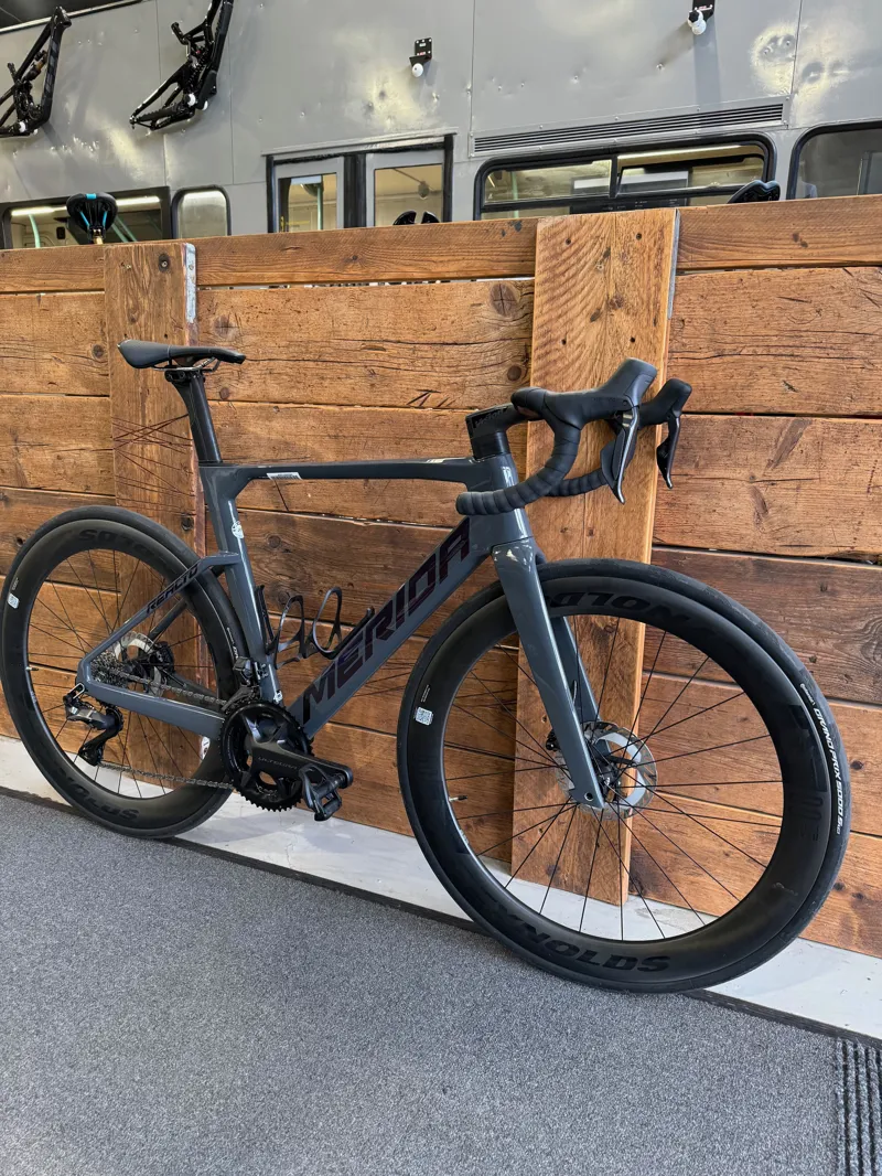 Ex-Staff Merida Reacto 9000 MY25 Small