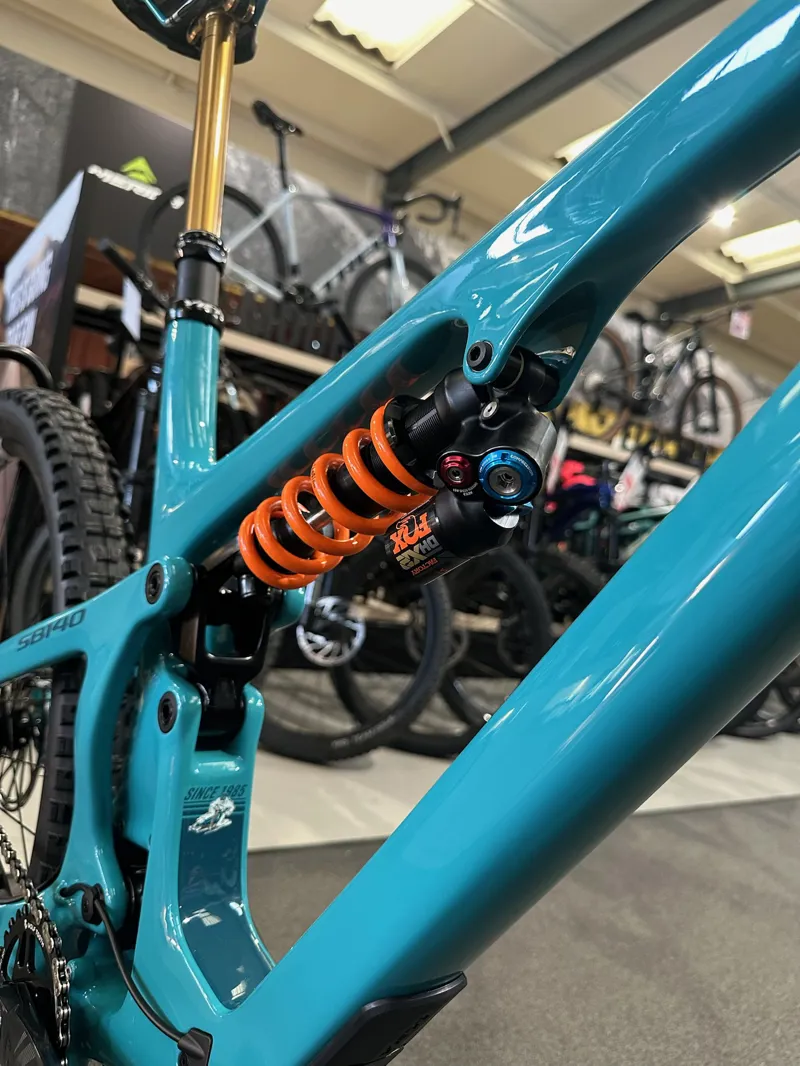 Yeti Cycles SB140 C-Series LR in Turquoise - Free Fox Factory Upgrade-4