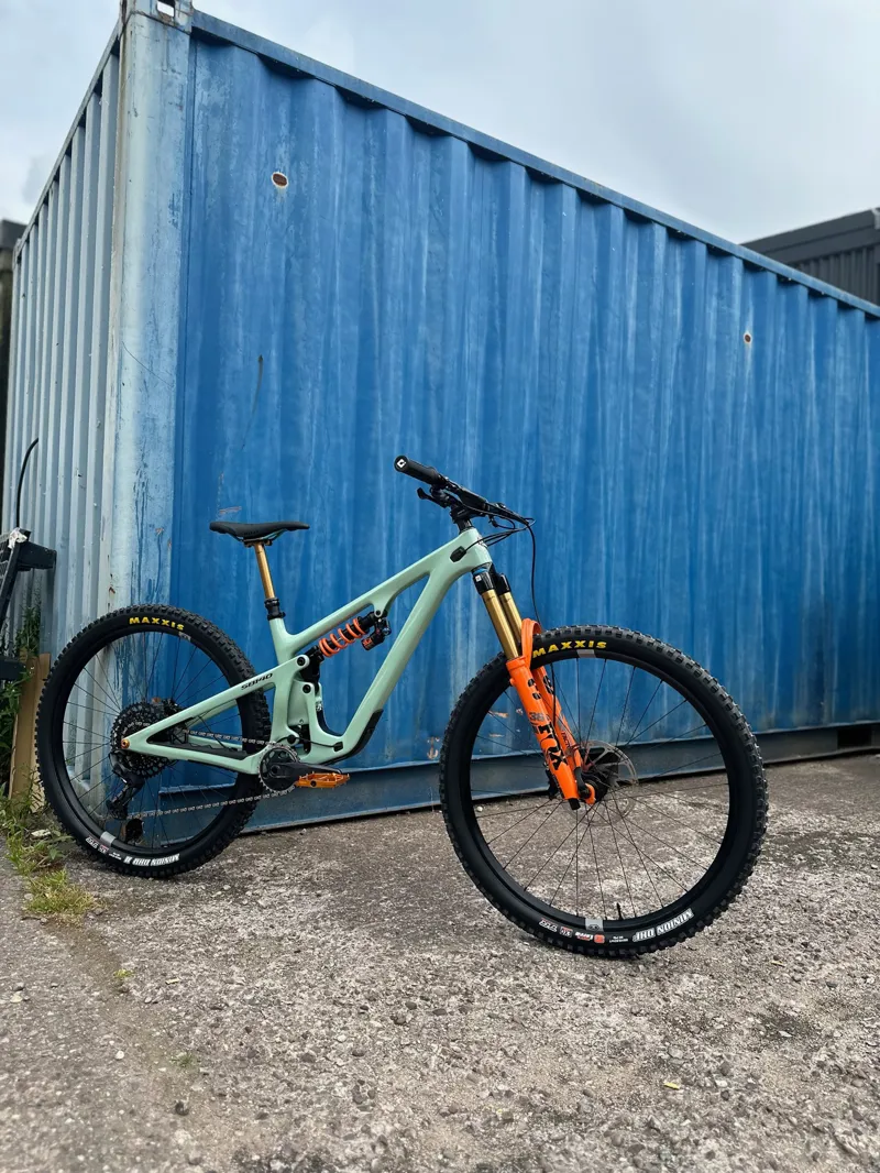 Yeti Cycles SB140 C-Series LR in Sage - Free Fox Factory Upgrade-1