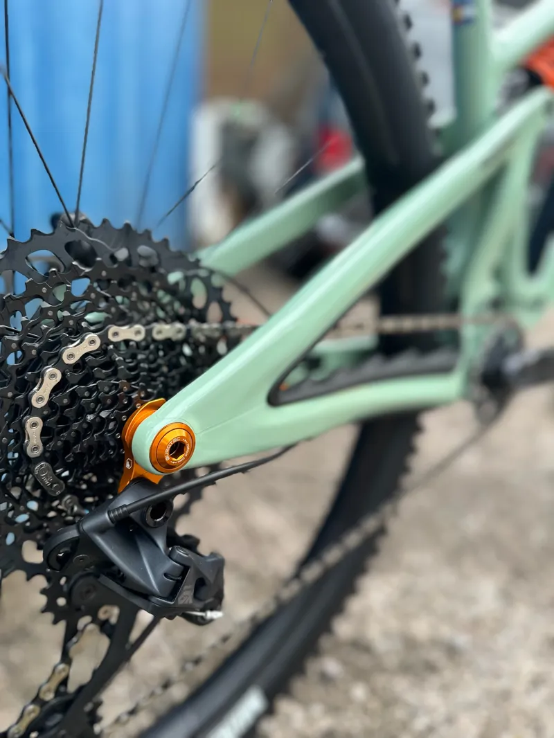 Yeti Cycles SB140 C-Series LR in Sage - Free Fox Factory Upgrade-6