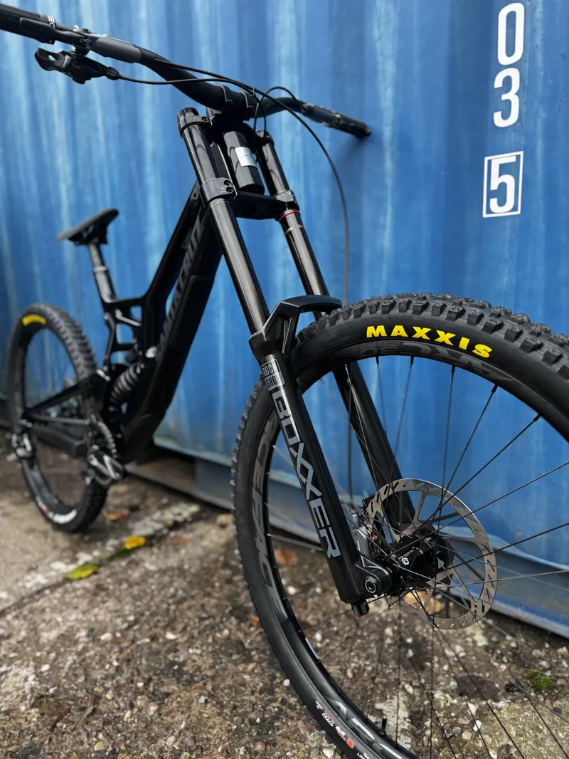 Santa Cruz V10 CC S MX Black Sparkle-9