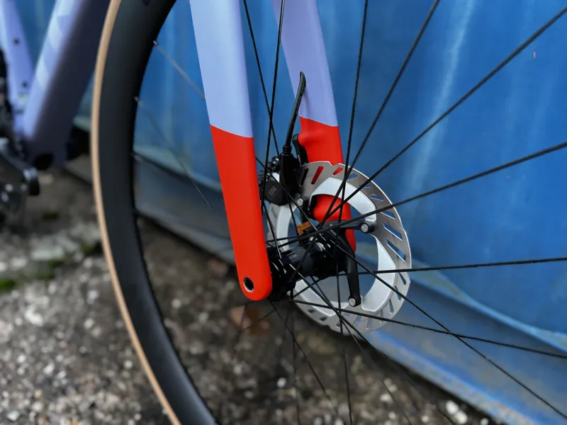 TREK Madone SL 7 Gen 8 - Lavender Haze/ Smoke-10