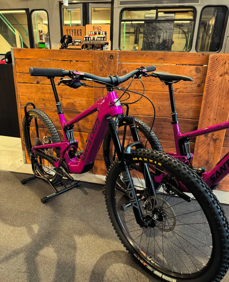 Santa Cruz Heckler SL C R Magenta - 2 Wheels Only CUSTOM-1