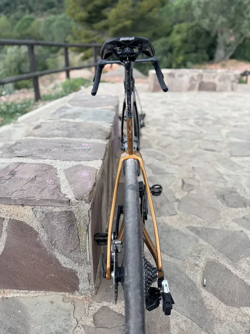 Merida Reacto 10K Road Bike in Black/Mineral Gold Grey-3