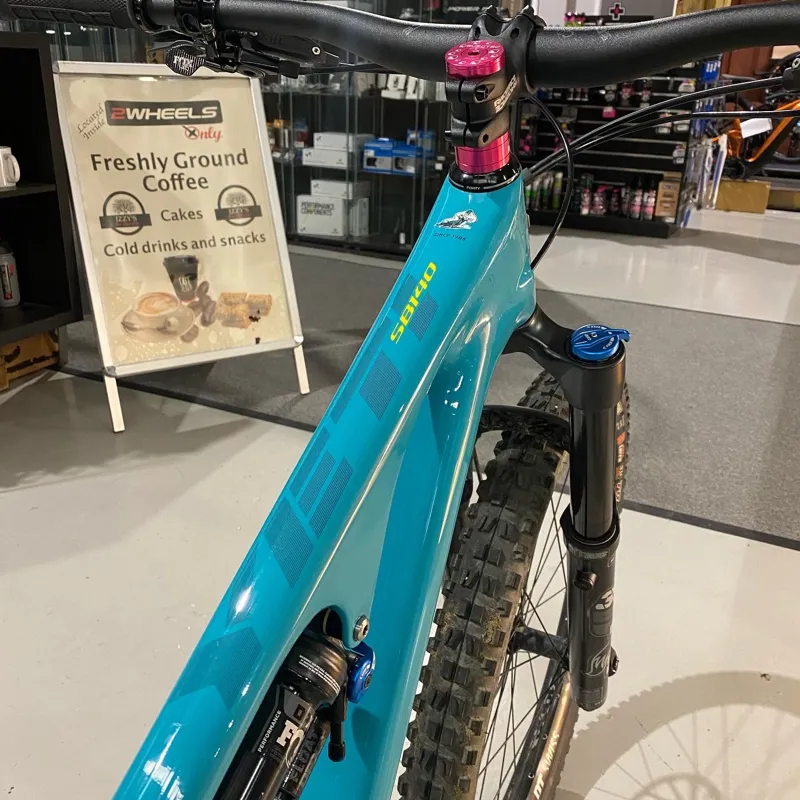 Approved-Used 2021 Yeti SB140 Small 27.5 Carbon C Series Turquoise-6