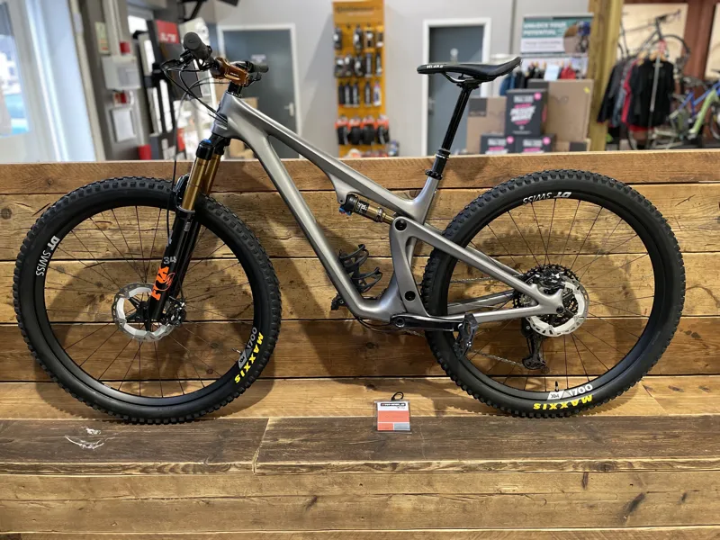 Approved Used Yeti 2021 SB115 Custom Build Medium Ex-Demo-5