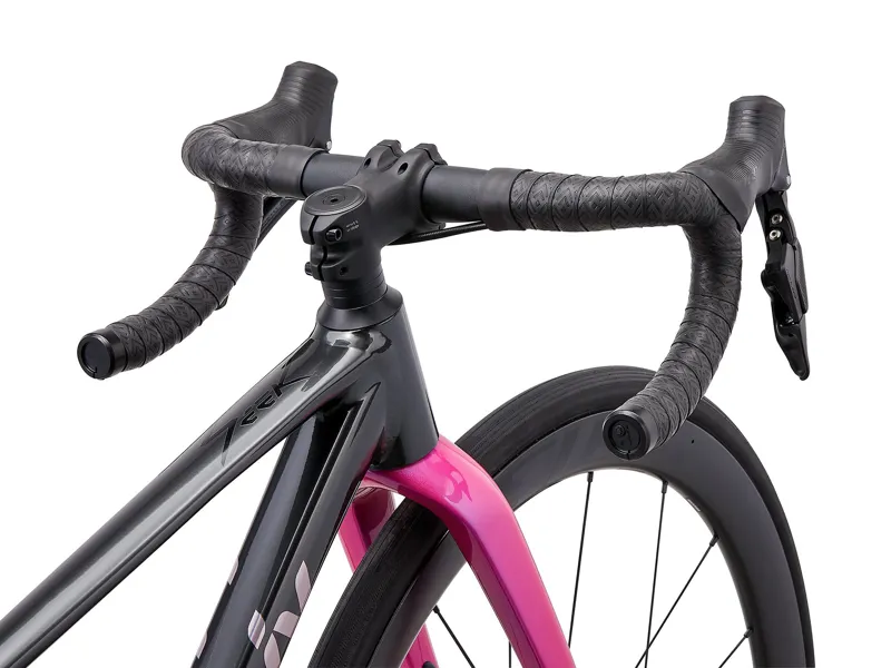 Liv Seek 1 - Black Chrome -2