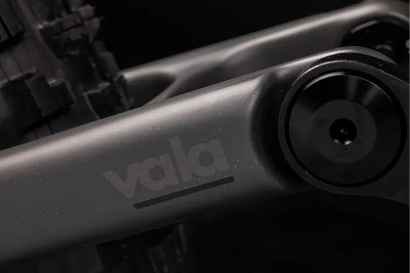 Santa Cruz MY27 Vala Lite XT Di2 RSV - Matte Carbon-5