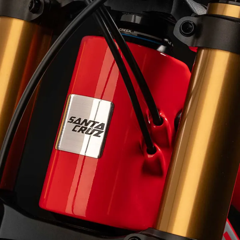 Santa Cruz V10 CC S MX Red Large-2